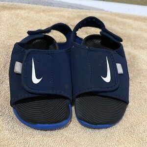 Nike 10c slides
